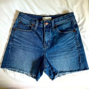Madewell The Perfect Vintage High-Rise Jean Short - size 25
